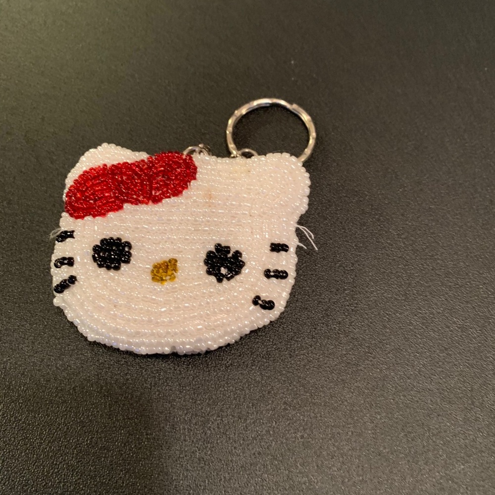 Beaded Hello Kitty Keychain - Picture 3 of 5